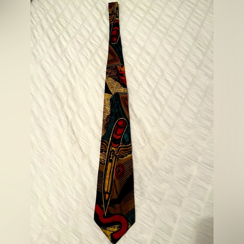 Beatles-Paperback Writer men’s tie. Good condition.$20